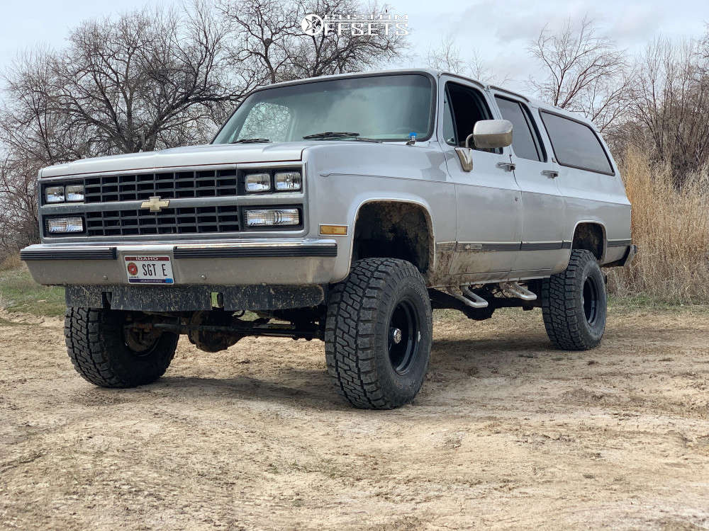 1990 Chevrolet R1500 Suburban Catalog and Classic Car Guide, Ratings