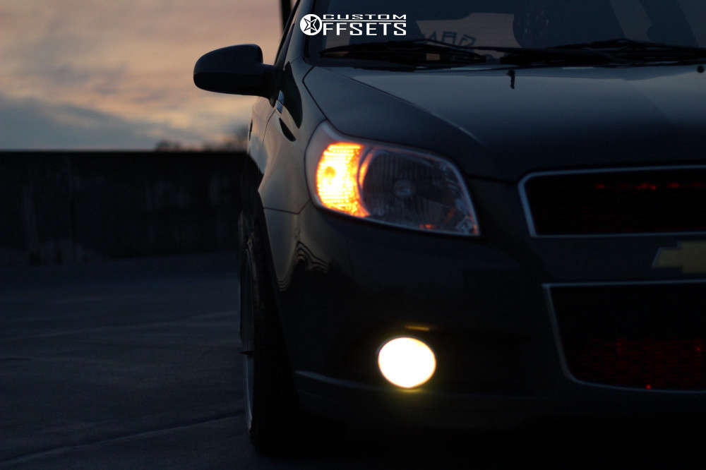 2011 Chevrolet Aveo5 with 16x8.5 XXR 501 and 195/45R16 Achilles Atr