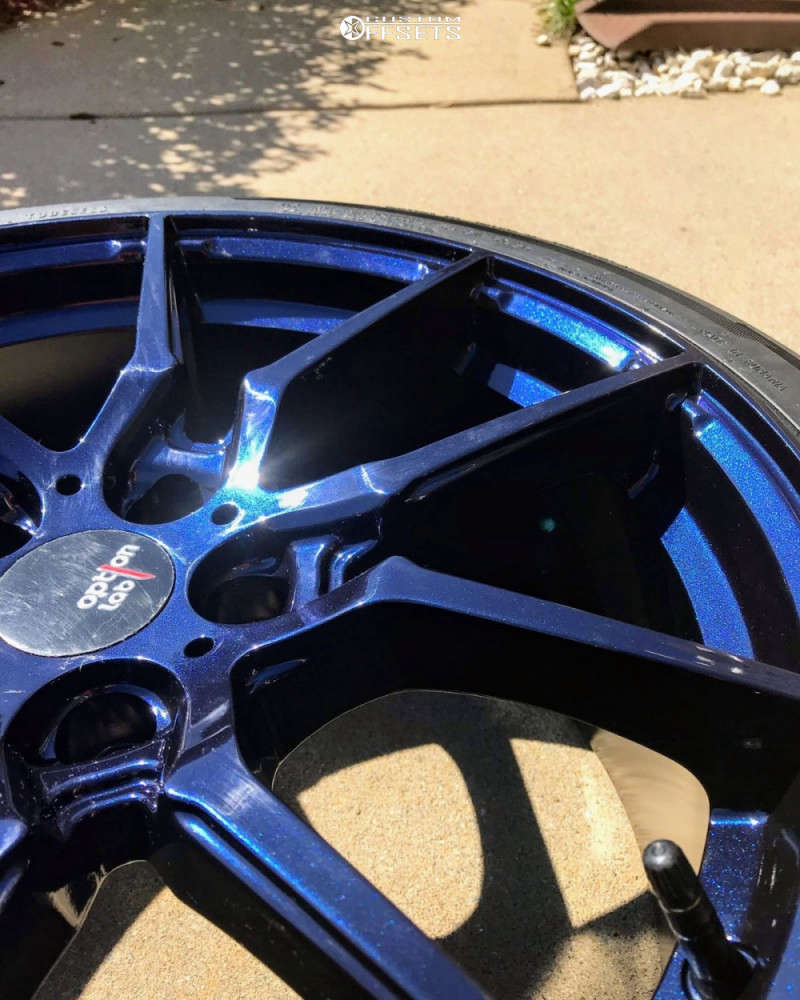 Option Lab Rims R716 Focus 2016 Ford Focus with 18x8.5 40 Option Lab R716 and 235/40R18 General G ...