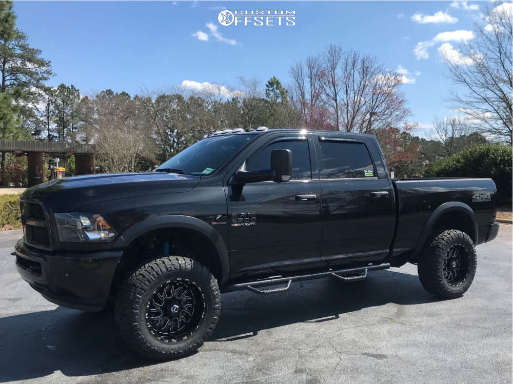 2018 Ram 2500 with 20x10 -19 TIS 544 and 35/12.5R20 Nitto Ridge