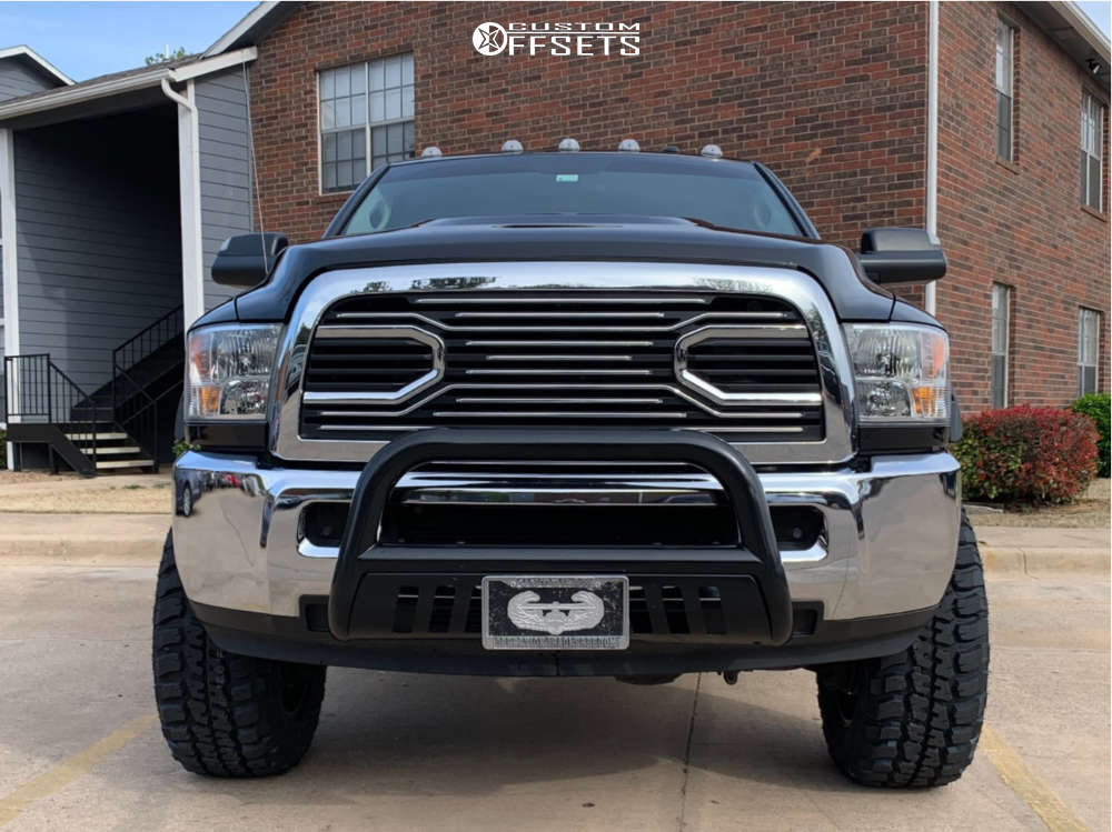 2016 Ram 2500 with 20x10 25 Ultra Menace and 35/12.5R20 Federal