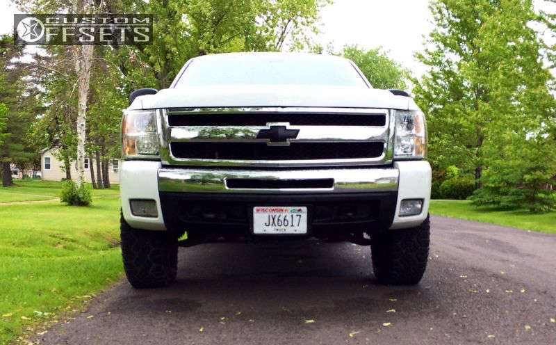 2010 Chevrolet Silverado 1500 with 17x9 -12 XD Spy and 285/70R17 ...