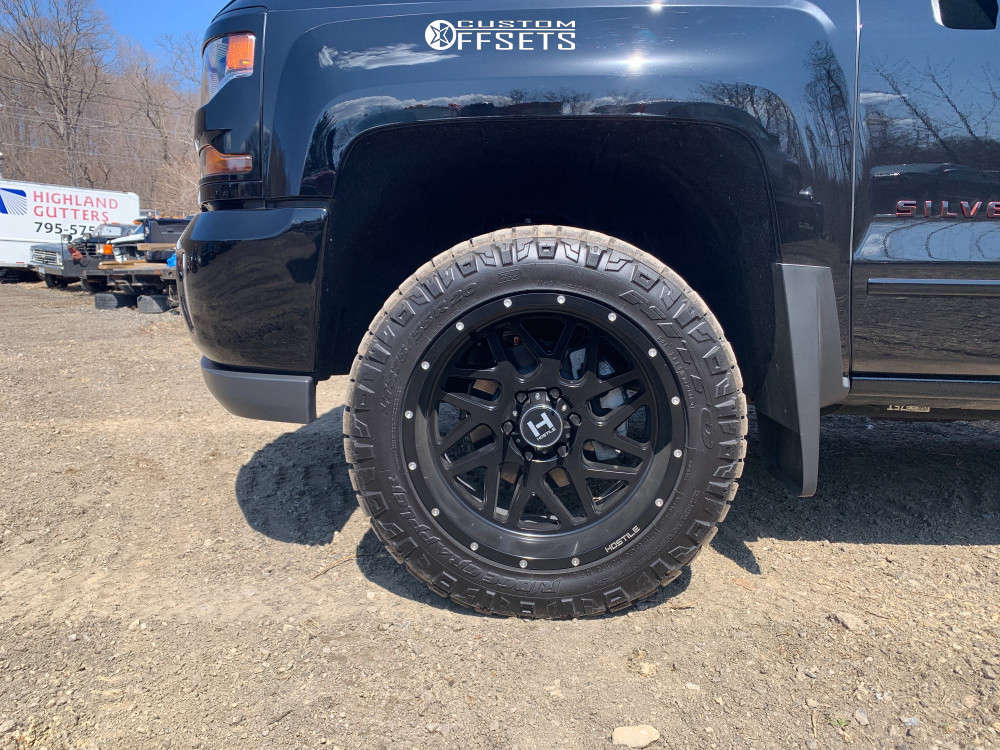 2018 Chevrolet Silverado 1500 with 20x10 19 Hostile Sprocket and 275