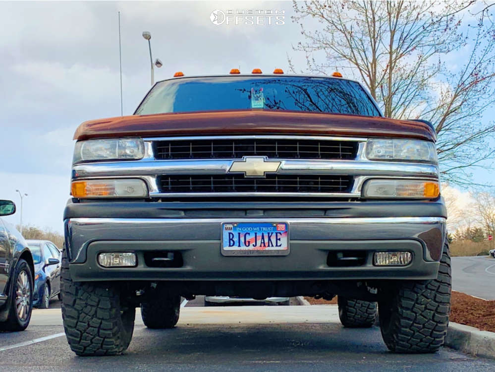 Chevy Tahoe Accessories 2002