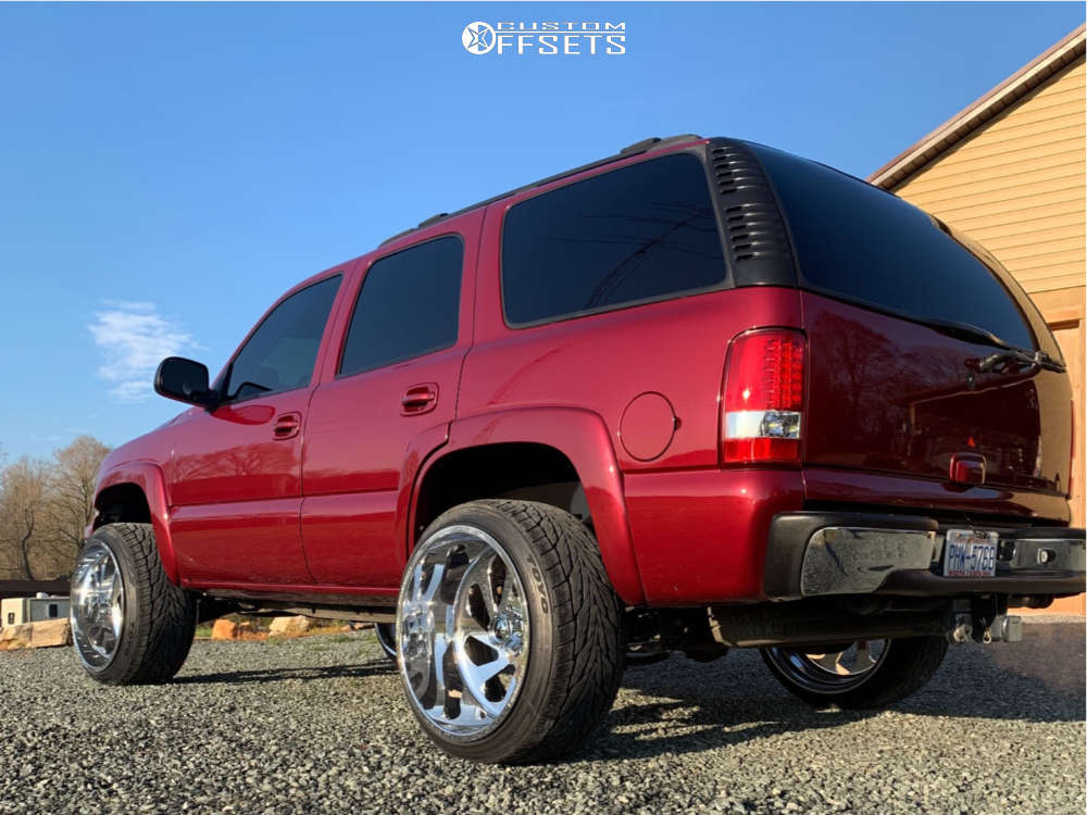 2005 Chevrolet Tahoe with 24x14 76 Fuel Ff72 and 305/35R24 Toyo