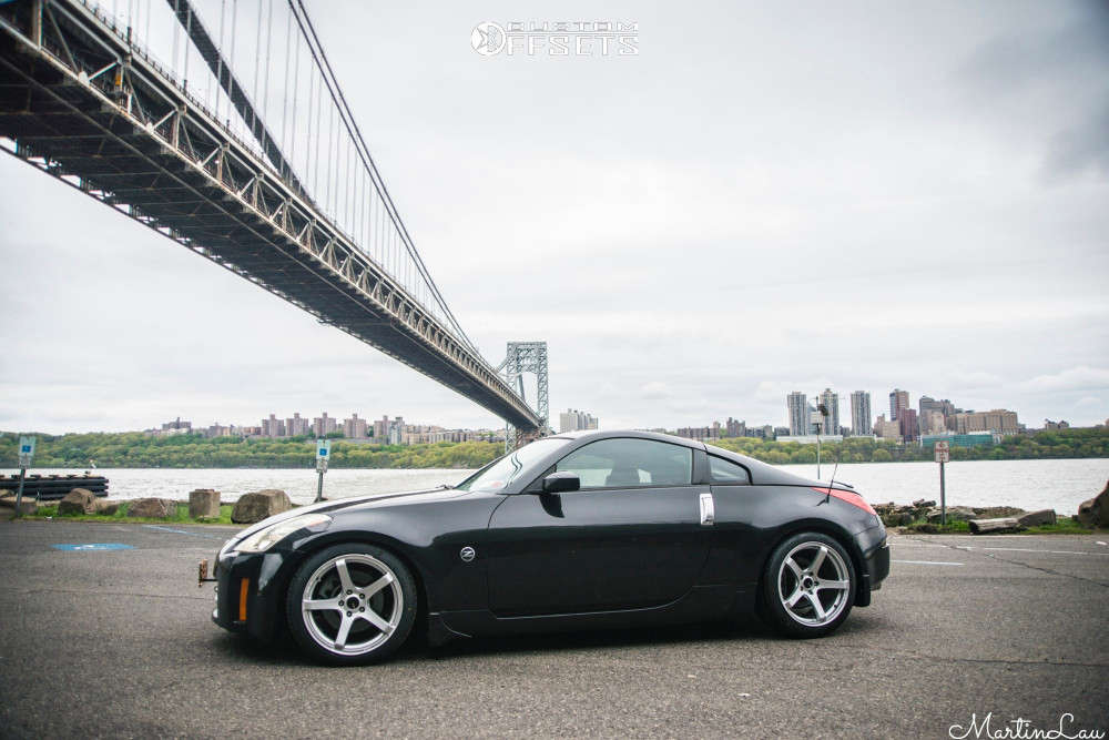 2006 Nissan 350Z with 18x9.5 15 Enkei Kojin and 245/40R18 Nankang NS25