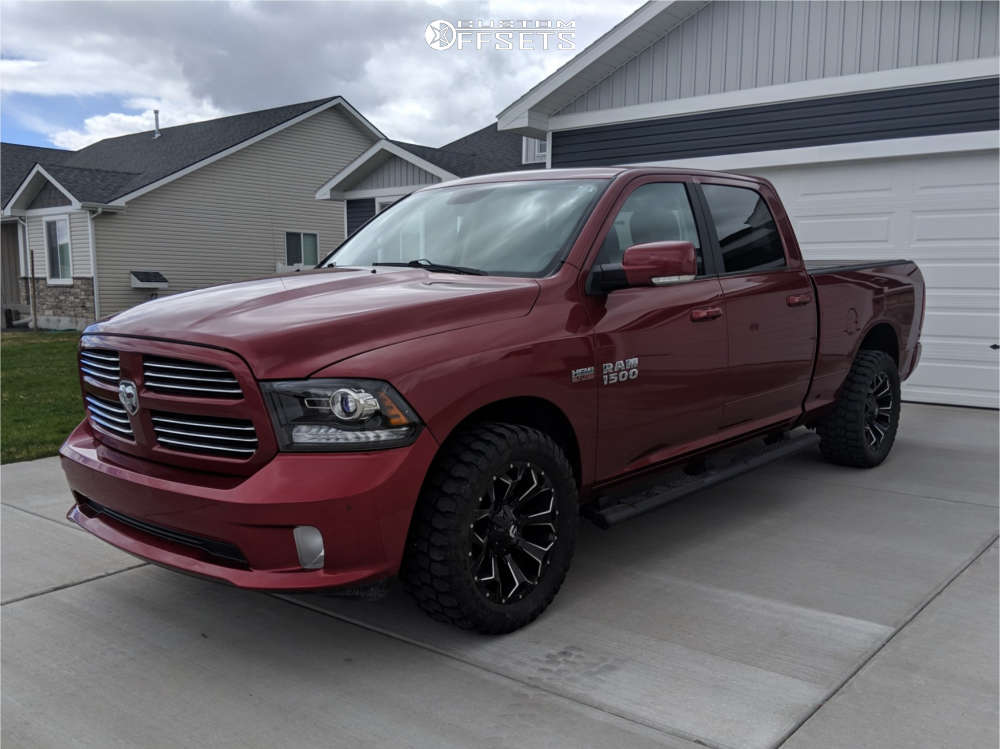2014 Ram 1500 with 20x10 18 Fuel Assault and 33/12.5R20 Ironman All