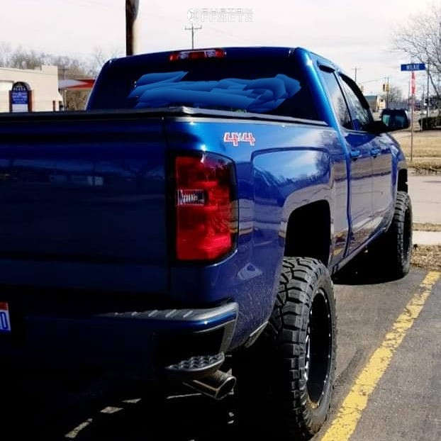 2016 Chevrolet Silverado 1500 with 20x10 19 Hostile Sprocket and 33/12