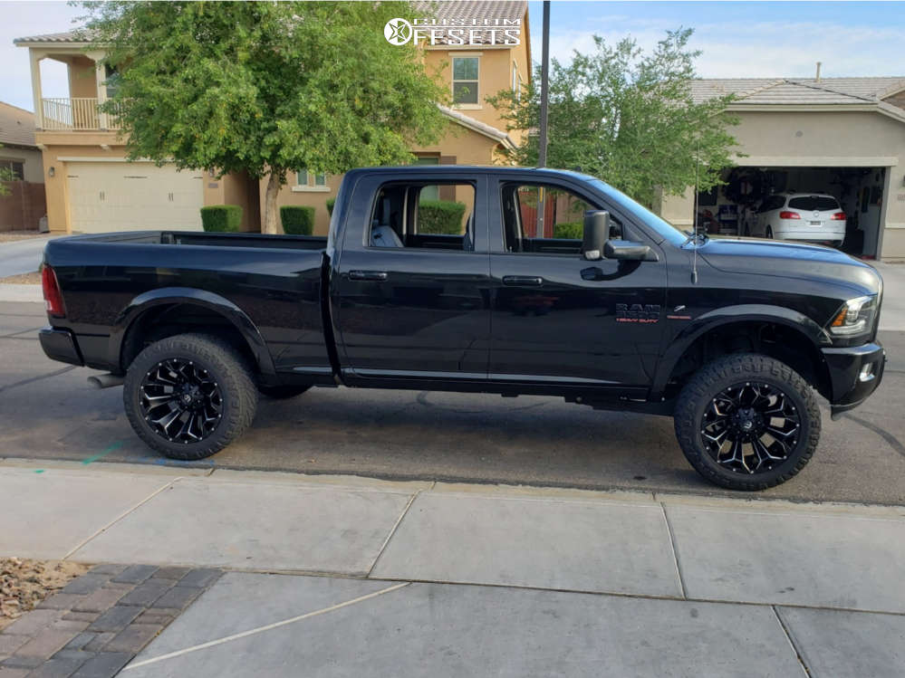 2018 Ram 3500 with 22x12 44 Fuel Assault and 35/12.5R22 Nitto Ridge