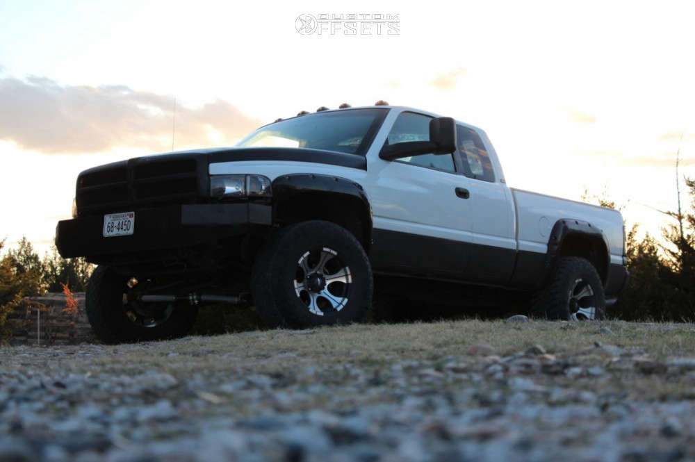 1999 Dodge Ram 1500 with 17x9 -12 Dick Cepek Dc-2 and 35/12.5R17 Kelly ...