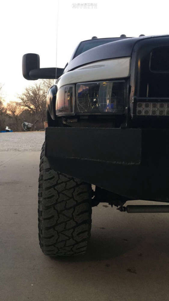 1999 Dodge Ram 1500 with 17x9 -12 Dick Cepek Dc-2 and 35/12.5R17 Kelly ...