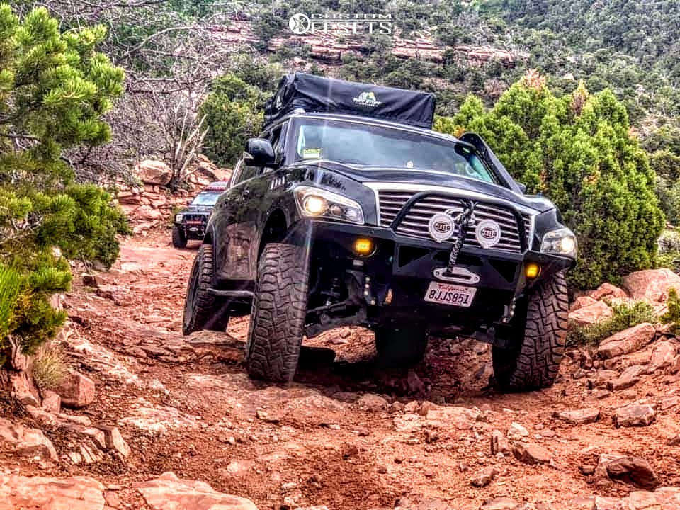 2011 INFINITI QX56 with 17x8.5 Icon Compression and 37/13.5R17 Toyo