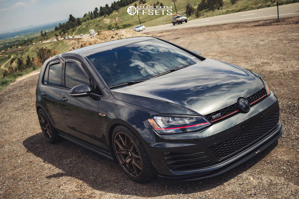717515-1-2016-gti-volkswagen-s