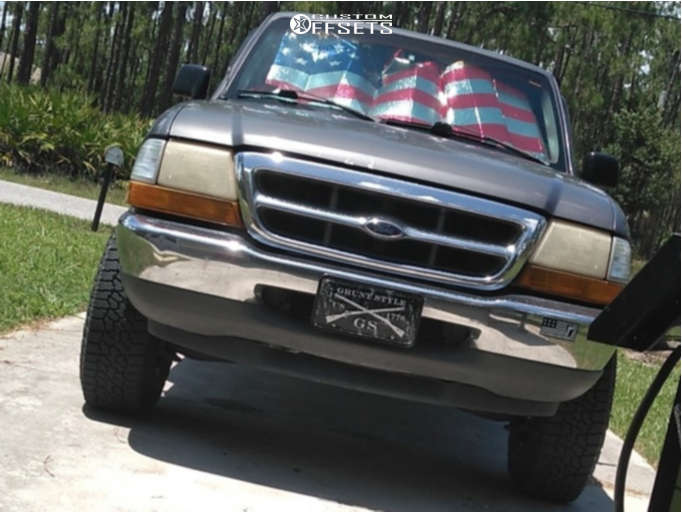 2000 Ford Ranger with 15x8 -29 Vision D Window and 31/11.5R15 Falken ...
