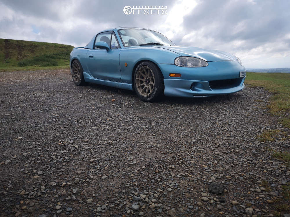 2001 Mazda MX-5 Miata with 15x8 25 Japan Racing Jr11 and 205/50R15