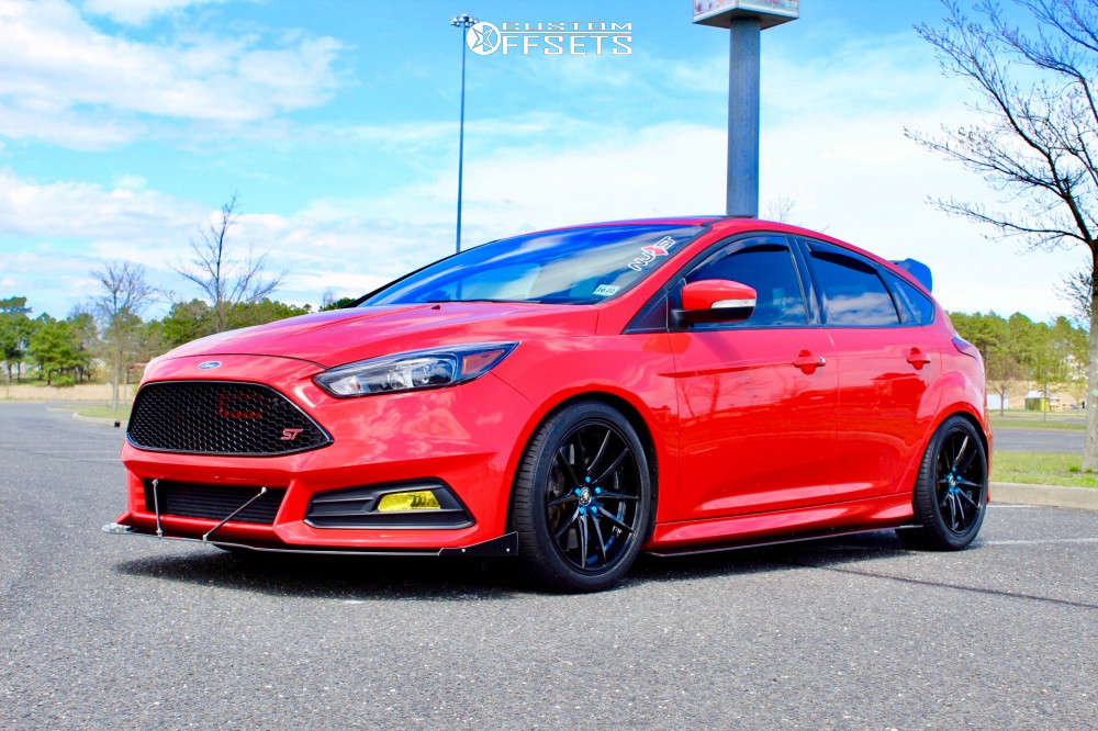 725430-1-2017-focus-ford-st-bc