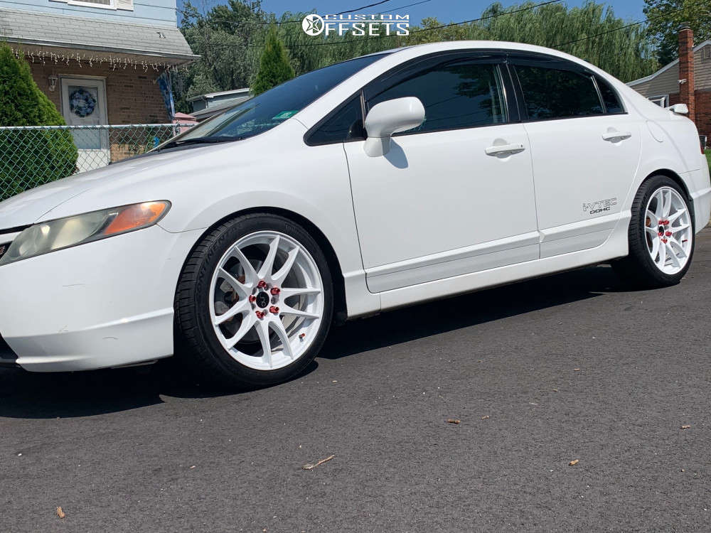 2008 Honda Civic Si with 18x8.5 JNC Jnc030 and Continental