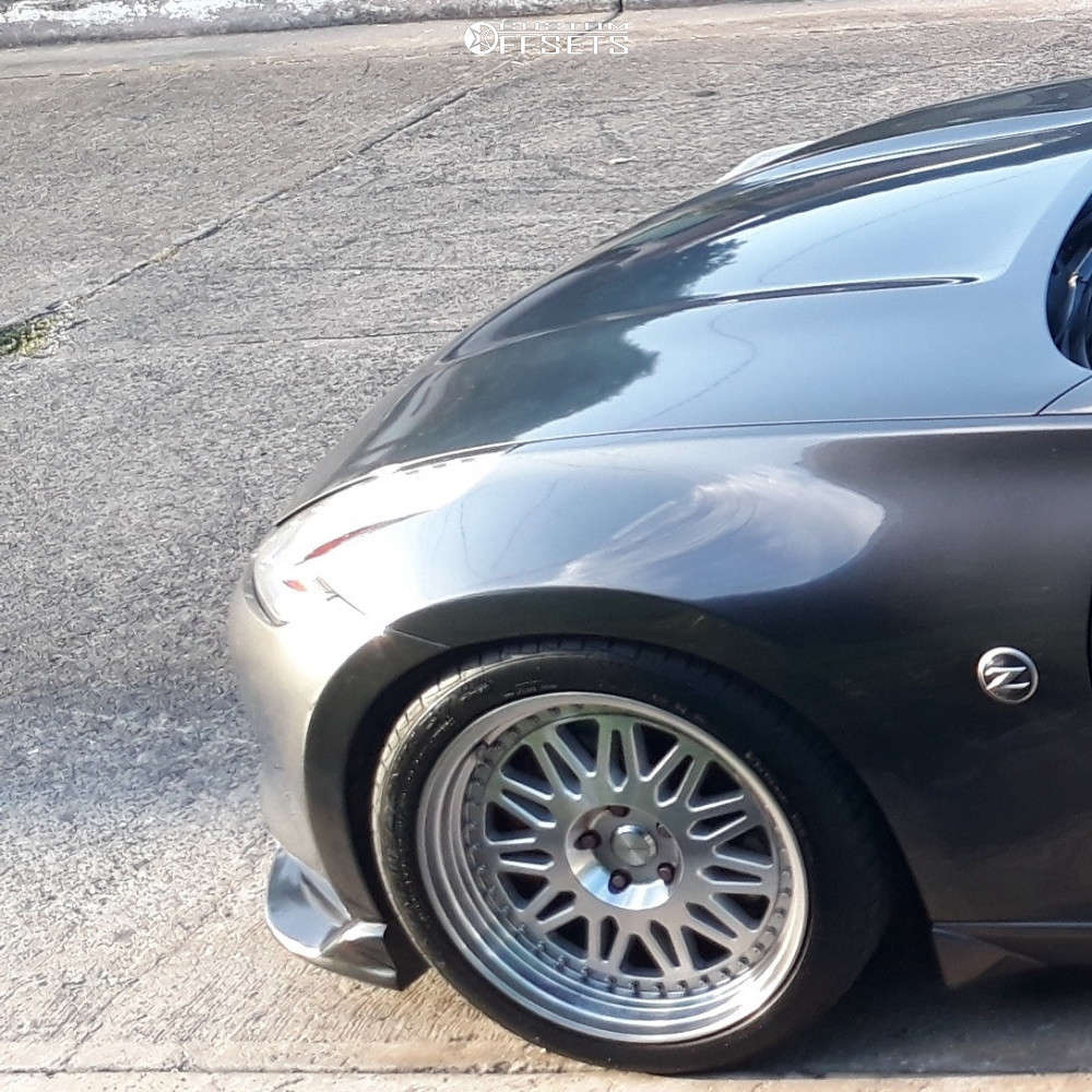 2010 Nissan 370Z with 19x9.5 22 Varrstoen Mk4 and 275/35R19 Continental