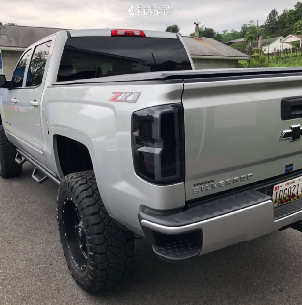 2018 Chevrolet Silverado 1500 with 20x10 18 Fuel Hostage and 35/12