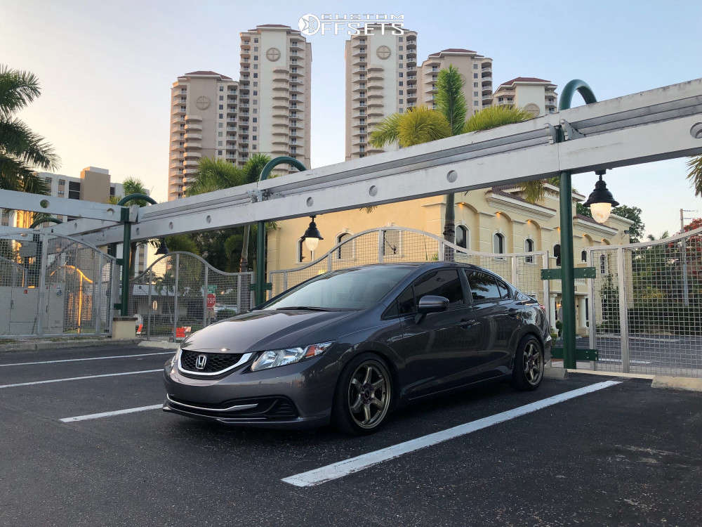 2015 Honda Civic with 17x7.5 38 NS Ns1507 and 215/40R17 Ohtsu