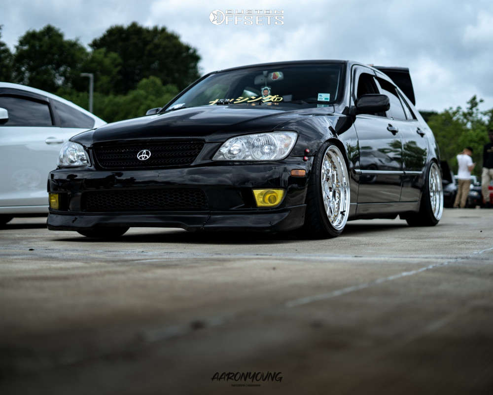 2002 Lexus IS300 with 18x9.5 35 Aodhan Ds01 and 225/35R18 Federal