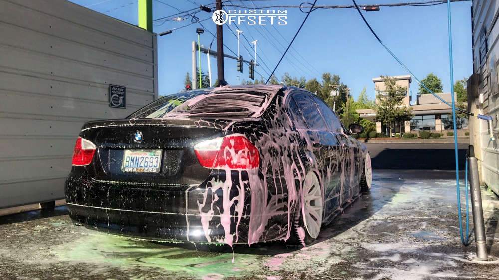 2006 BMW 330i with 18x9.5 30 Miro Type 111 and 215/40R18 Achilles Atr ...
