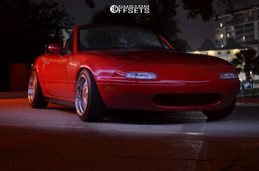 1990 Mazda MX-5 Miata with 15x8 25 AVID1 AV18 and 195/45R15 Toyo