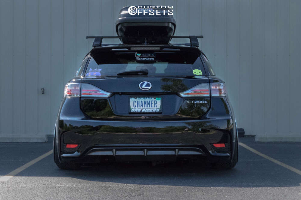 2014 Lexus CT200h with 18x8.5 25 SSR Executer EX04 and 205/35R18