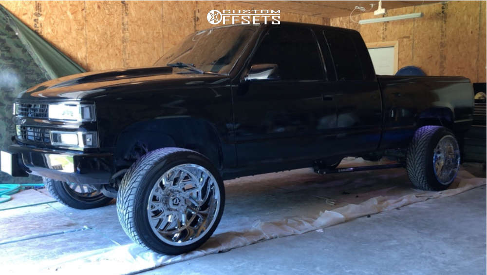 1998 Chevrolet K1500 with 22x14 -76 TIS 544C and 305/40R22 Toyo Tires ...