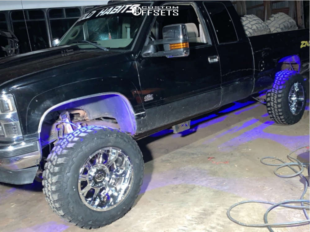 1999 Chevrolet K1500 with 20x12 -44 Gear Off-Road Kickstand and 35/12 ...