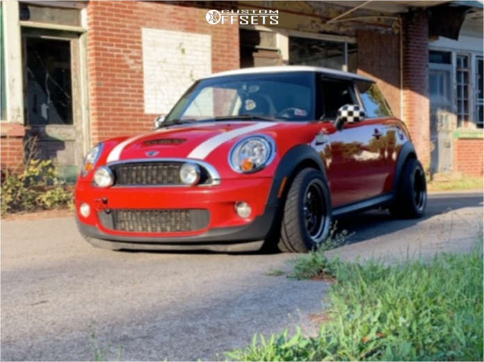 2010 Mini Cooper with 15x9 20 JNC JNC010 and 245/40R15 Hankook Ventus R