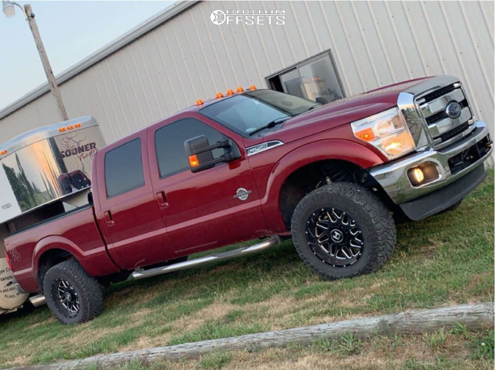 2014 Ford F250 Super Duty with 20x10 19 Hostile Sprocket and 35/12