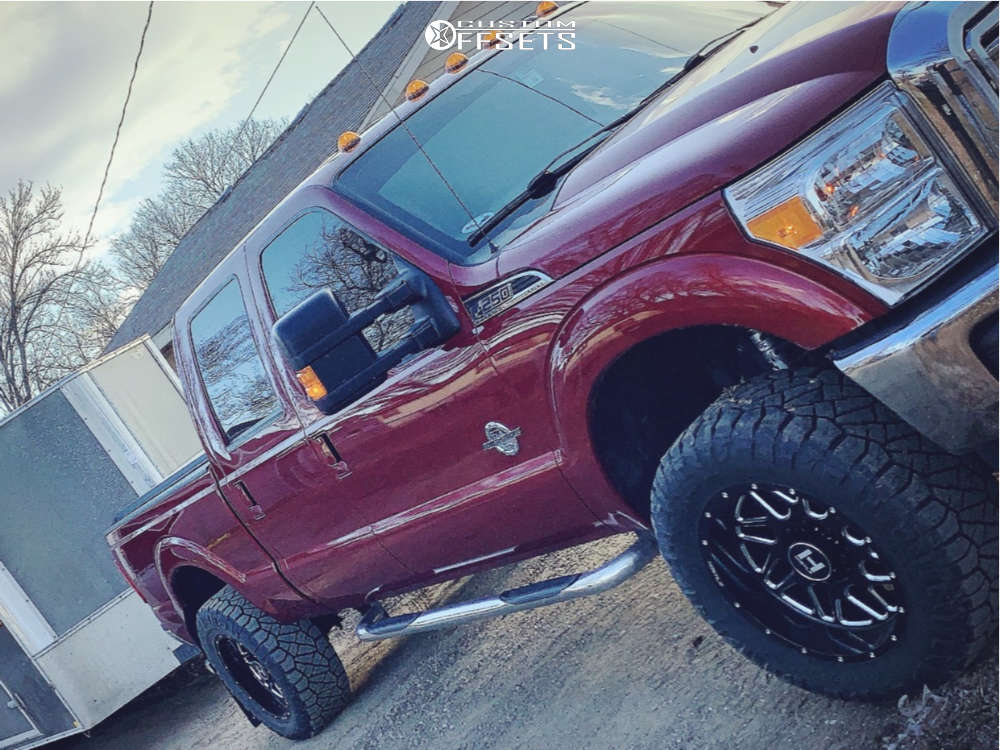 2014 Ford F250 Super Duty with 20x10 19 Hostile Sprocket and 35/12