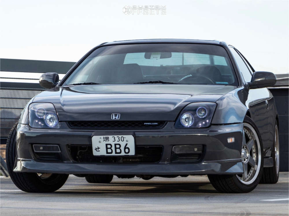1997 Honda Prelude with 17x8 42 Velox VX- Nova and 215/45R17