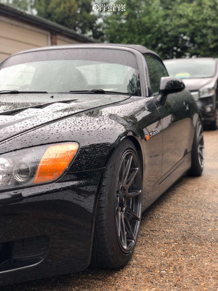 2000 Honda S2000 with 17x8.5 35 Japan Racing Jr11 and 215/45R17