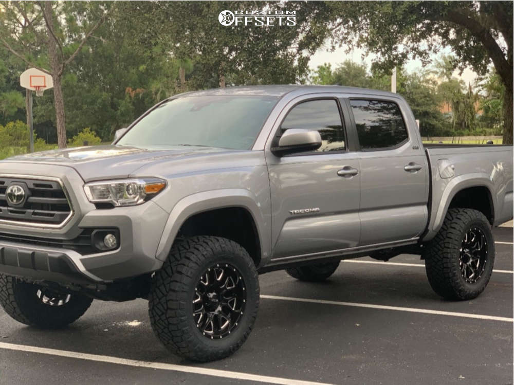 2019 Toyota Tacoma with 18x9 -12 Ultra Hunter and 285/65R18 Nitto Ridge ...