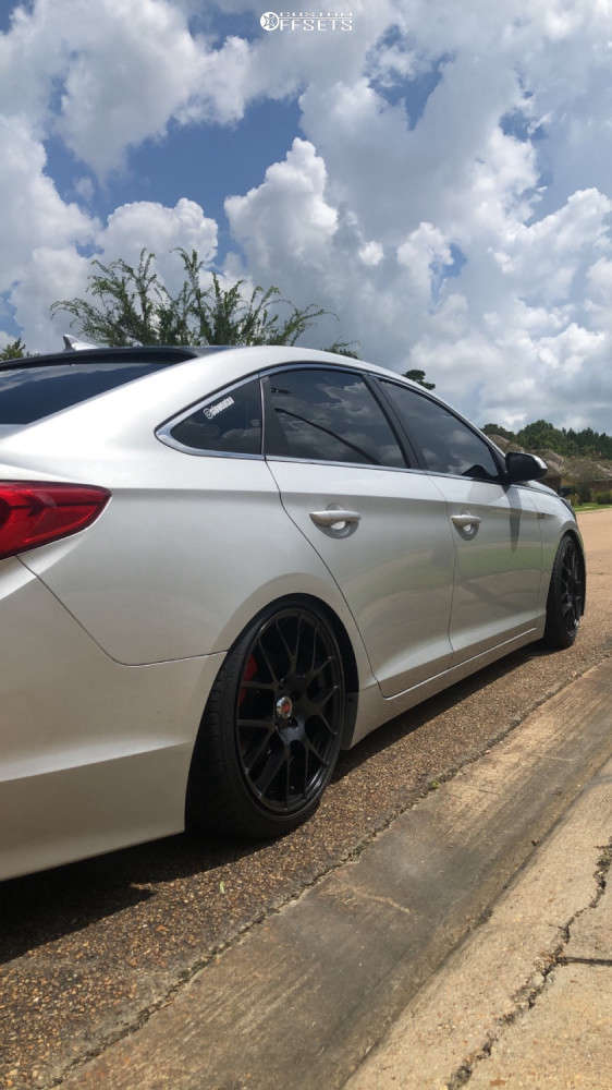 2016 Hyundai Sonata with 18x8 40 Revolution Racing Rr06 and 225/40R18 ...