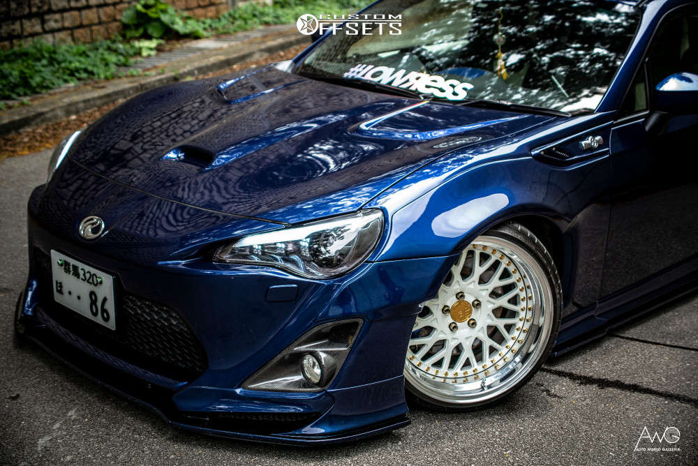 2013 Toyota 86 Wheel Offset Poke Air Suspension 805611 Custom Offsets