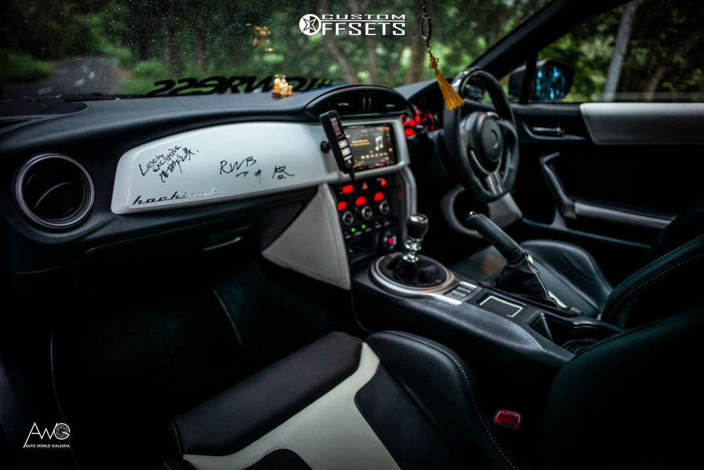 2013 Toyota 86 Wheel Offset Poke Air Suspension 805611 Custom Offsets