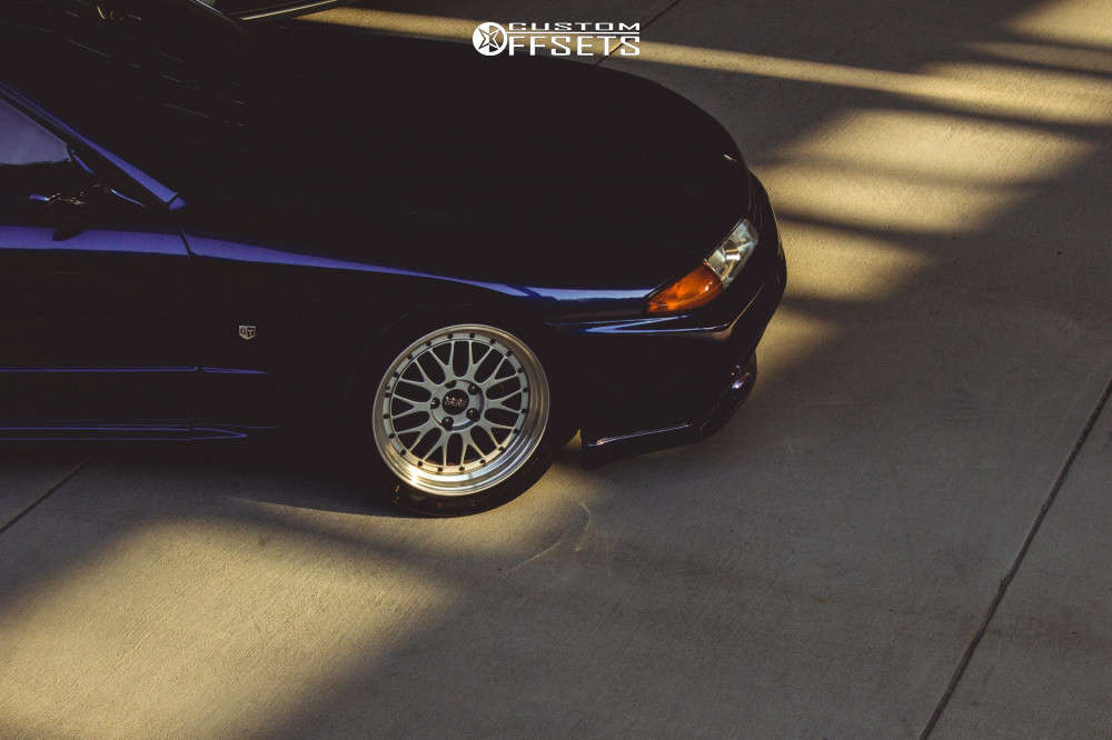 1992 Nissan Skyline with 17x9 22 BBS Lm and 255/40R17 Nankang Ns