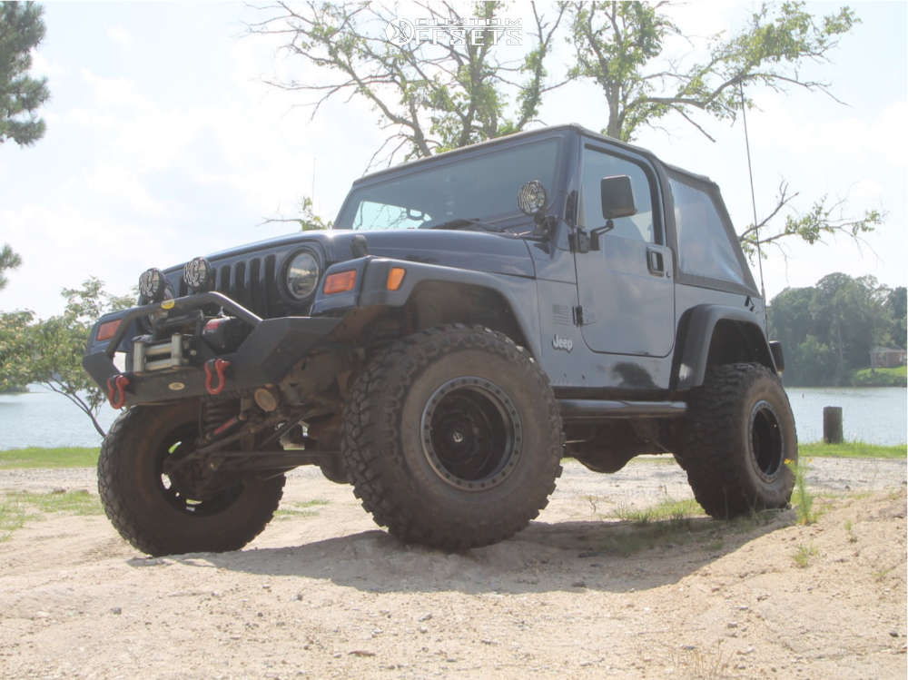 2002 Jeep TJ with 15x10 -43 Fuel Anza and 33/12.5R15 Dick Cepek