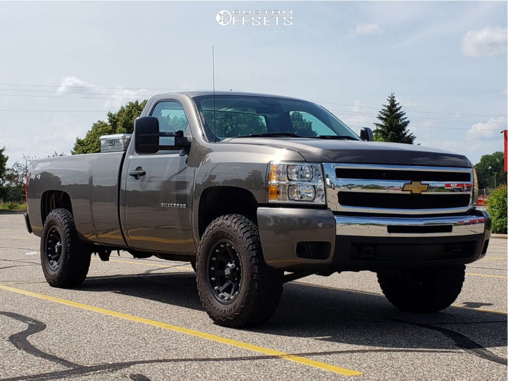 2012 Chevrolet Silverado 1500 with 17x9 -12 XD Addict and 285/70R17 ...