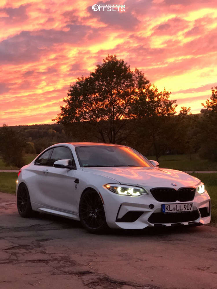 2019 BMW M2 with 19x9.5 25 OEM Wheels 788M and 255/35R19