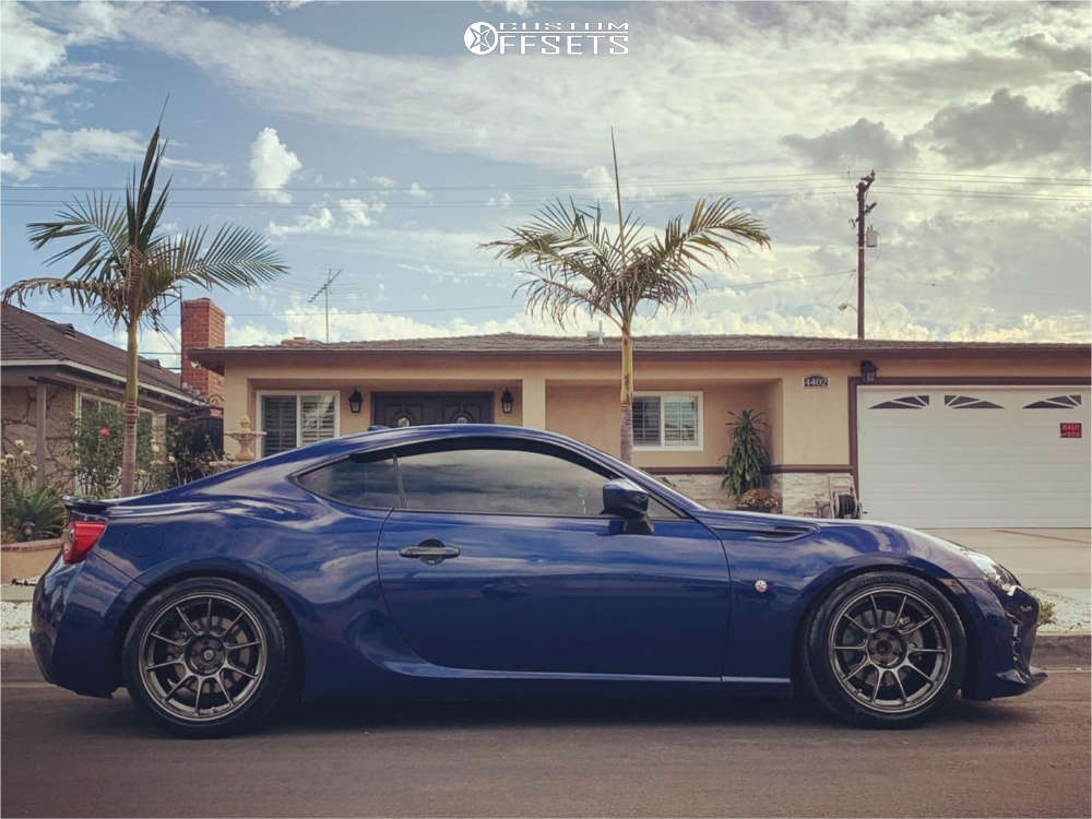 830258-1-2017-86-toyota-base-