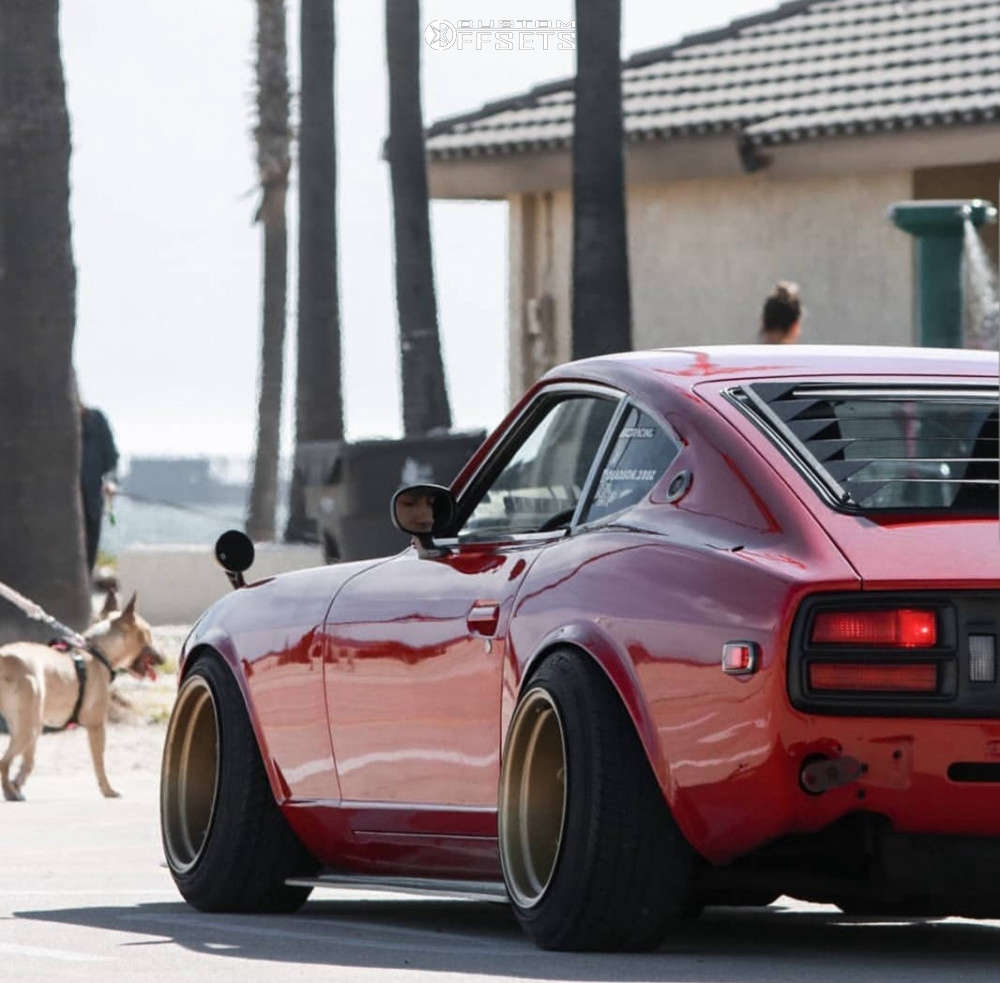 1976 Nissan 280Z with 15x10 -25 Watanabe Rs and 205/50R15 Kumho Ecsta ...