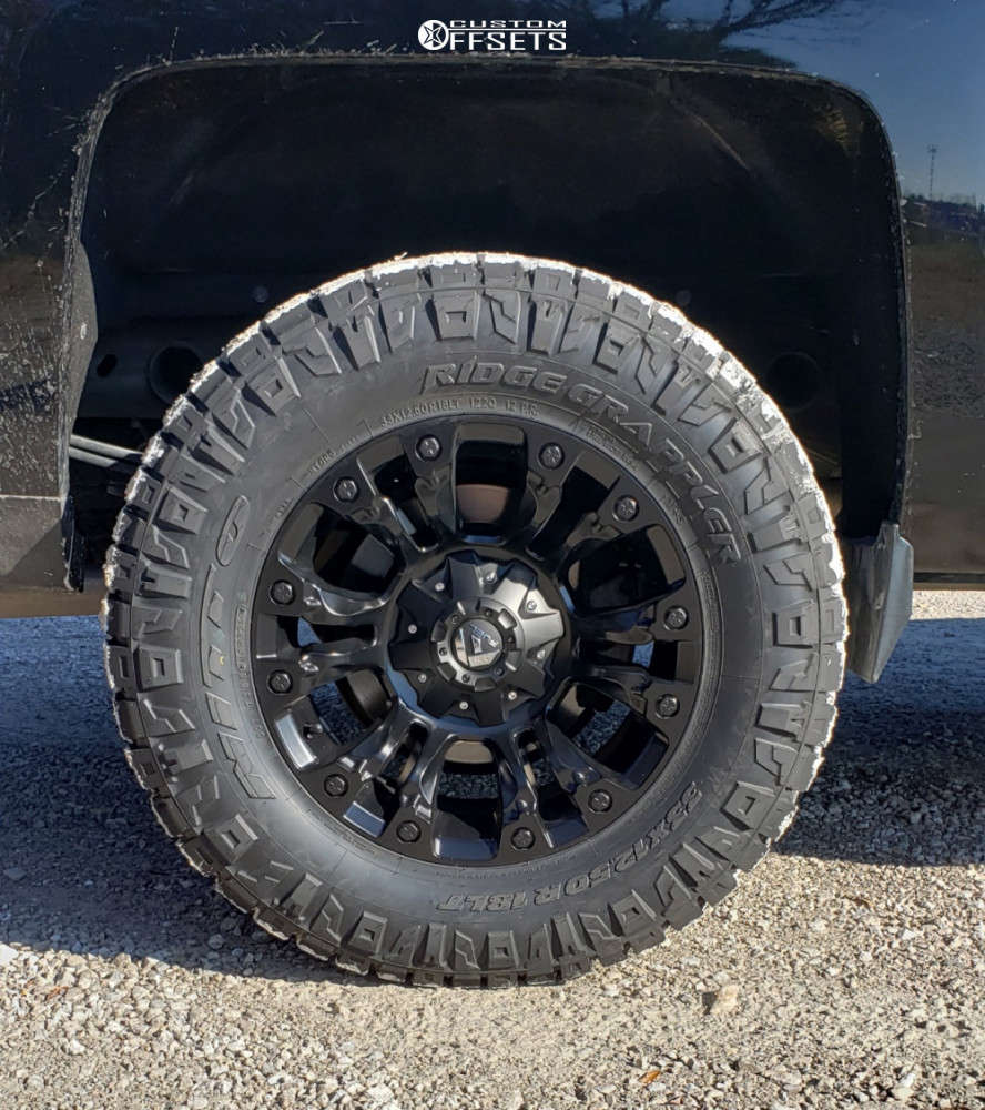 2016 Chevrolet Silverado 1500 with 18x9 12 Fuel Vapor and 33/12.5R18