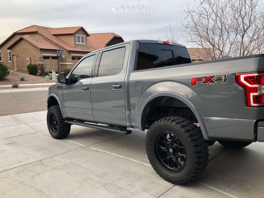 Fuel Tech 20x10 18 Black D6702000B447 Custom Offsets