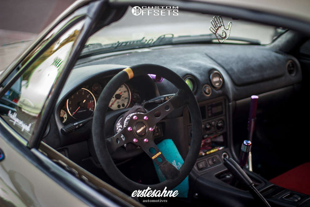 1999 Mazda Miata with 16x8.25 25 Japan Racing Jr11 and 195/45R16