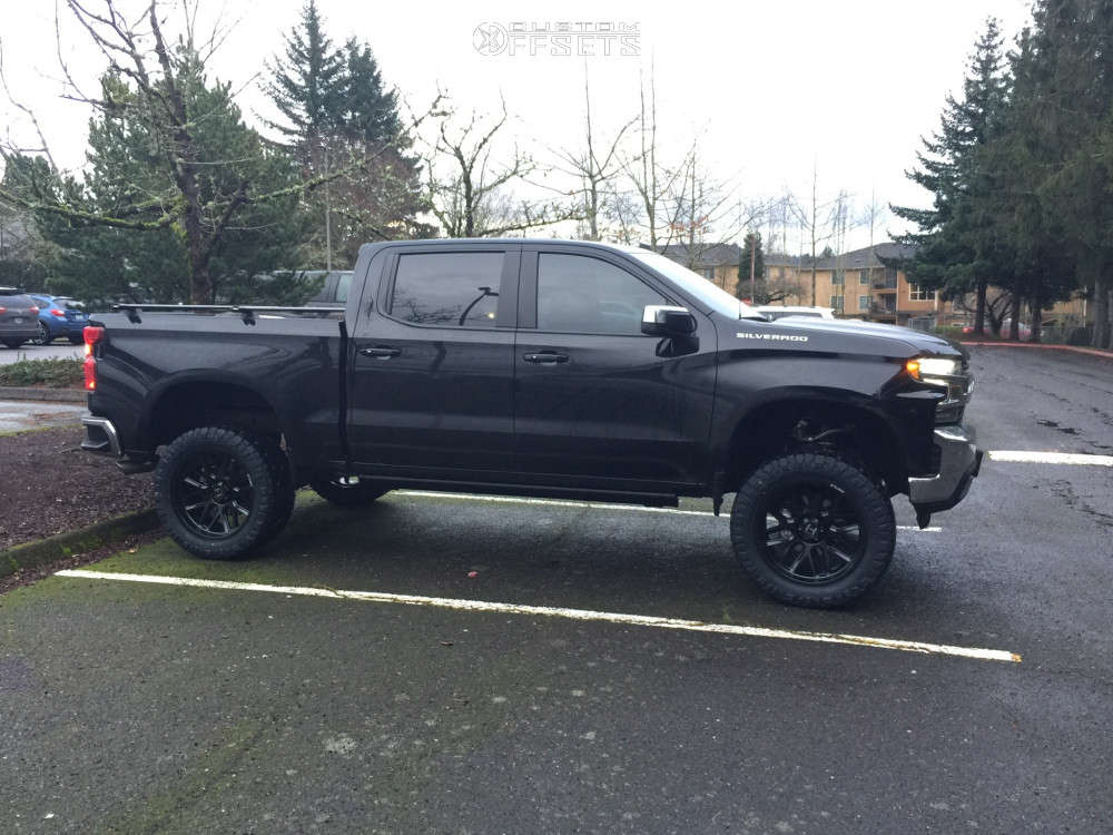 2019 Chevrolet Silverado 1500 with 22x10 -25 Hostile Vulcan and 325 ...