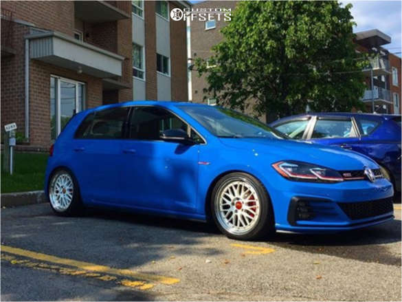 914267-1-2019-gti-volkswagen-